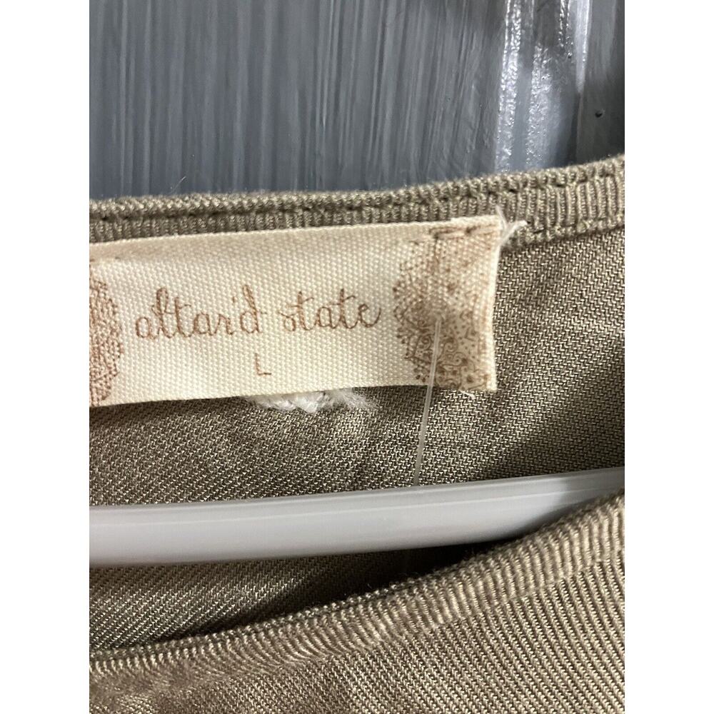 Altar'd State Women's Light Olive White Dot Tiered Top Blouse Large NEW! NWT - Picture 3 of 6